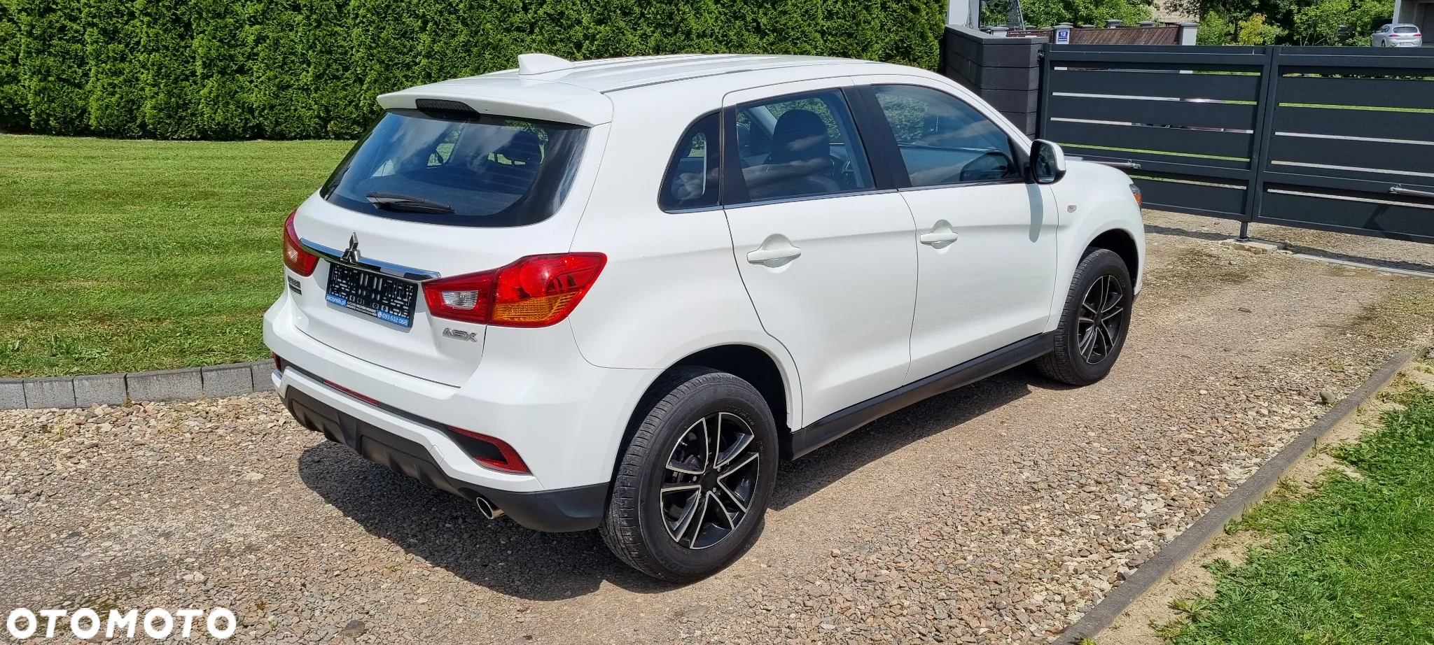 Mitsubishi ASX 1.6 Intense Plus Navi Blue Edition - 16