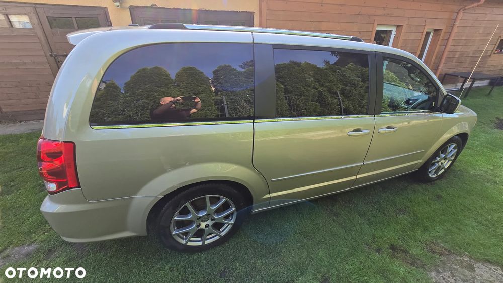 Dodge Grand Caravan 3.6 R/T - 29