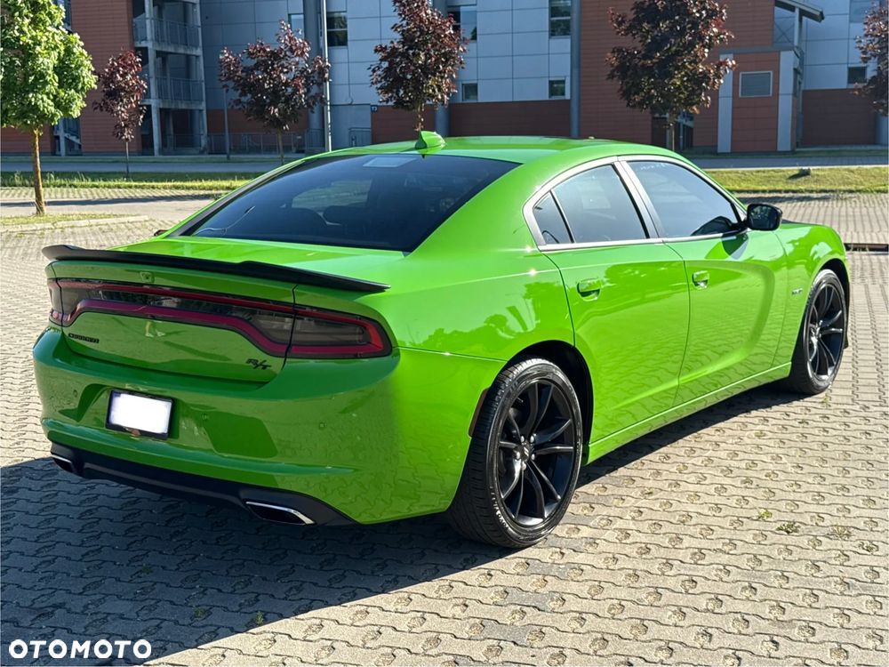 Dodge Charger - 4