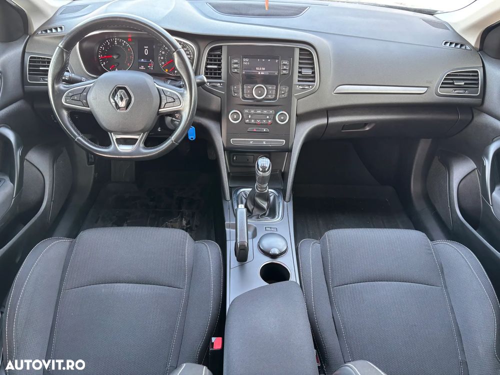 Renault Megane TCE 114 GPF Life - 5