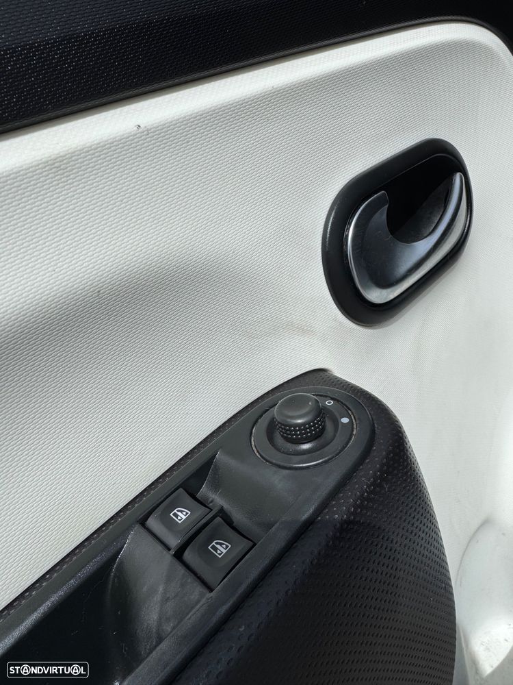 Renault Twingo 1.0 SCe Night&Day - 9