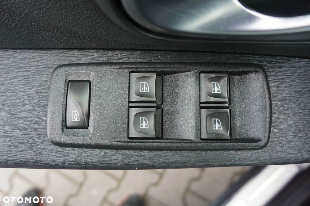 Dacia Lodgy 1.5 Blue dCi Stepway S&S EU6d - 12