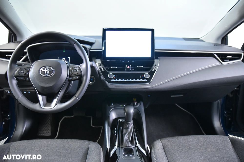Toyota Corolla - 10
