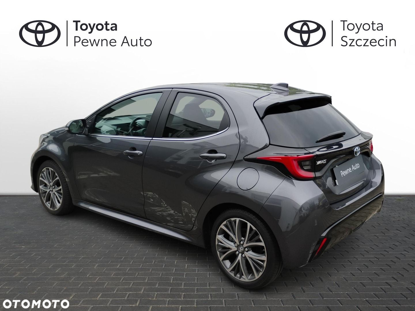 Toyota Yaris Hybrid 1.5 Executive - 4
