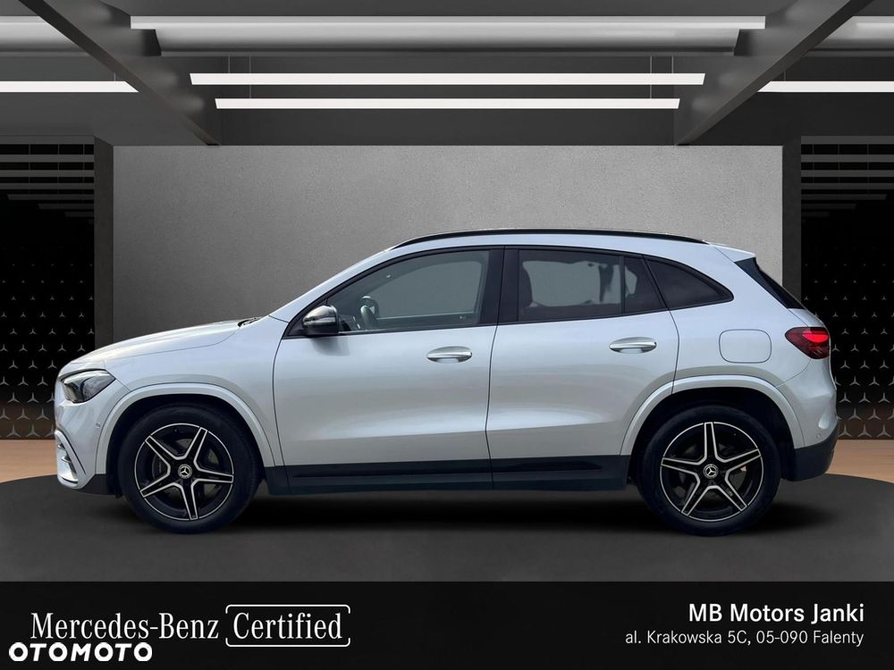 Mercedes-Benz GLA 200 AMG Line - 3