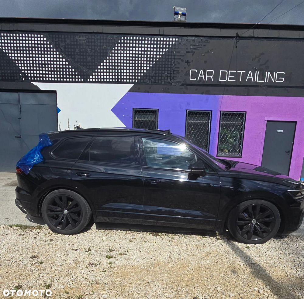 Volkswagen Touareg 3.0 V6 TDI SCR 4Mot R-Line - 4