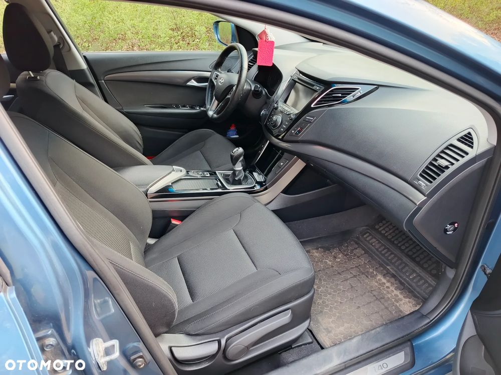 Hyundai i40 1.7 CRDi Comfort + - 16