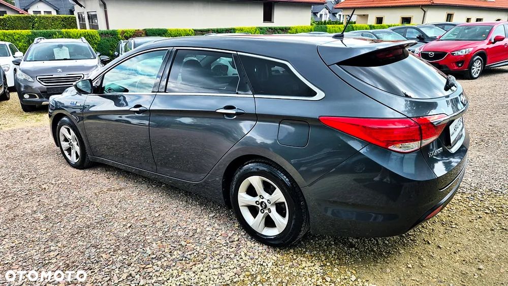 Hyundai i40 1.6 GDI Comfort + - 19