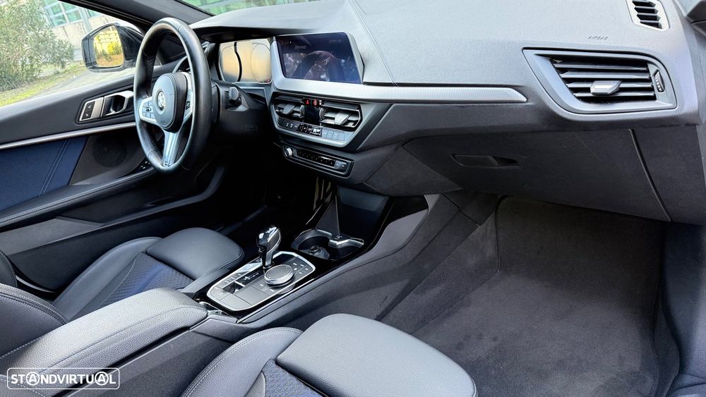 BMW 118 i Pack Desportivo M Auto - 39
