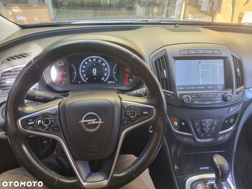 Opel Insignia - 1