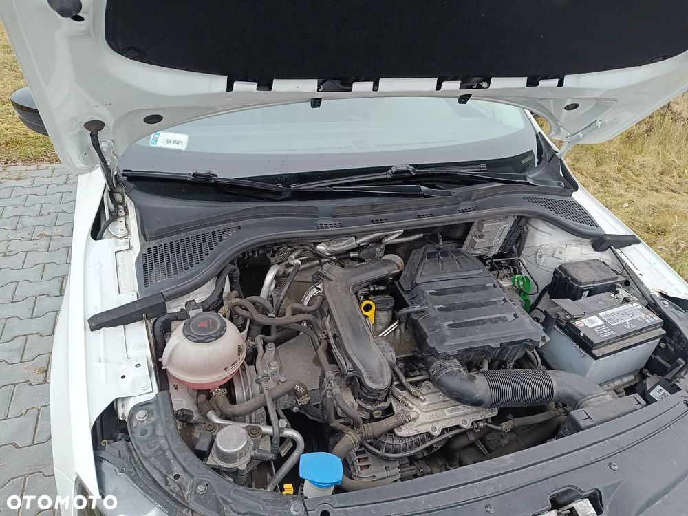 Skoda RAPID 1.0 TSI Style - 17