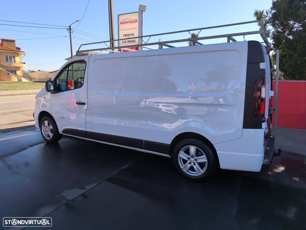 Opel Vivaro - 10