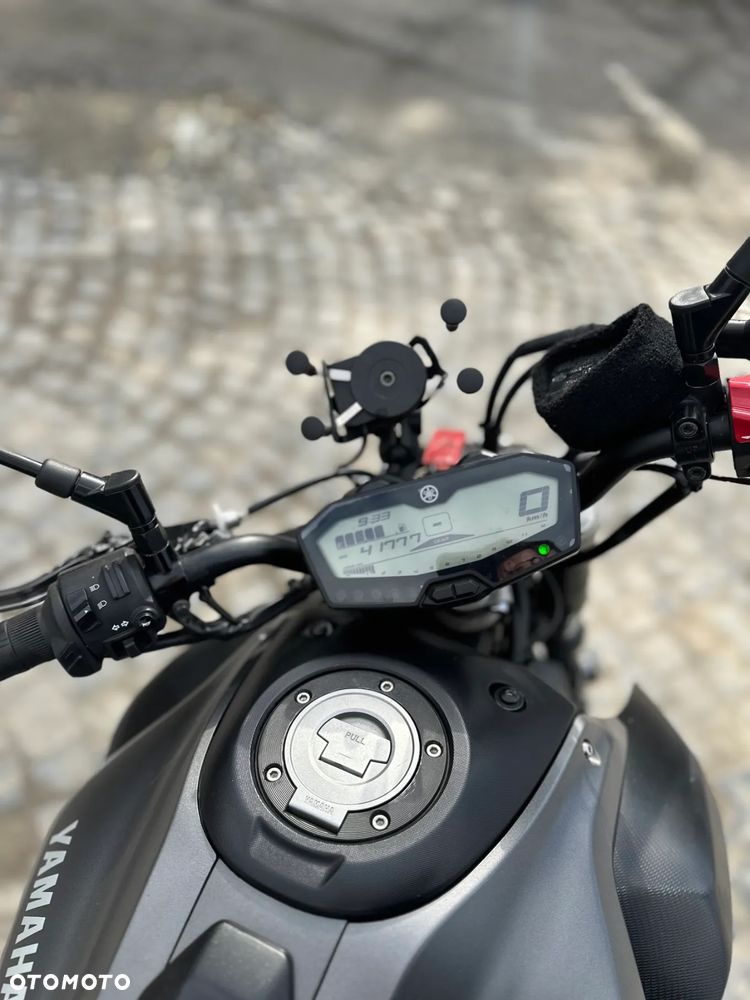 Yamaha MT - 7