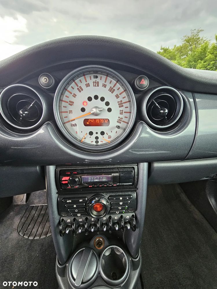 MINI ONE - 19