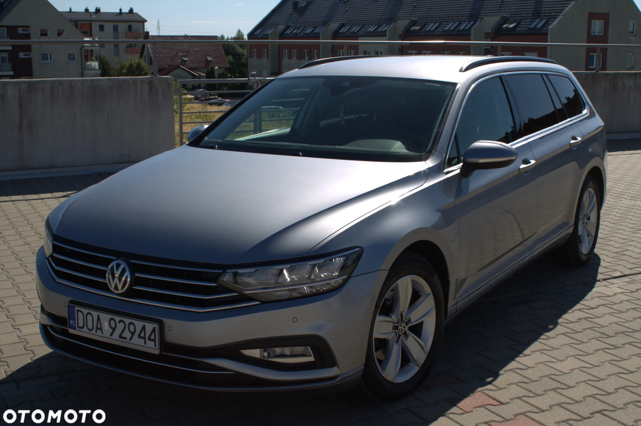 Volkswagen Passat Variant 2.0 TDI SCR DSG Business - 18