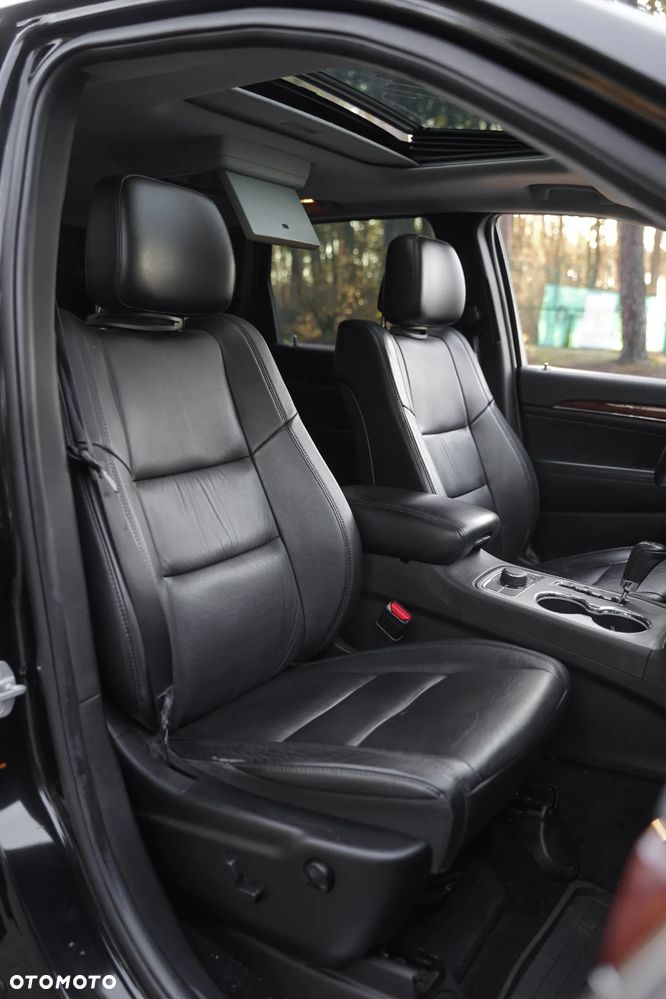 Jeep Grand Cherokee - 17