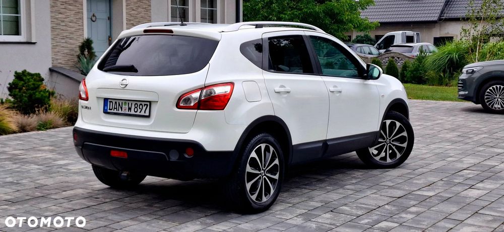 Nissan Qashqai 2.0 4x4 Tekna - 3