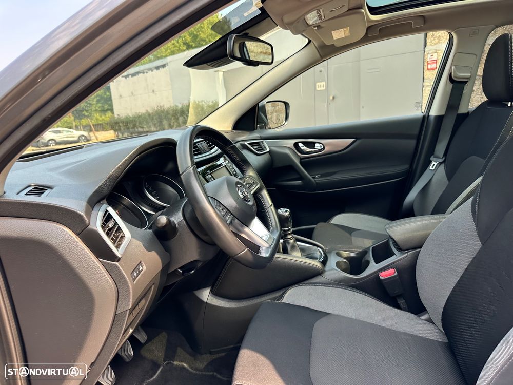 Nissan Qashqai 1.5 dCi 360 - 23