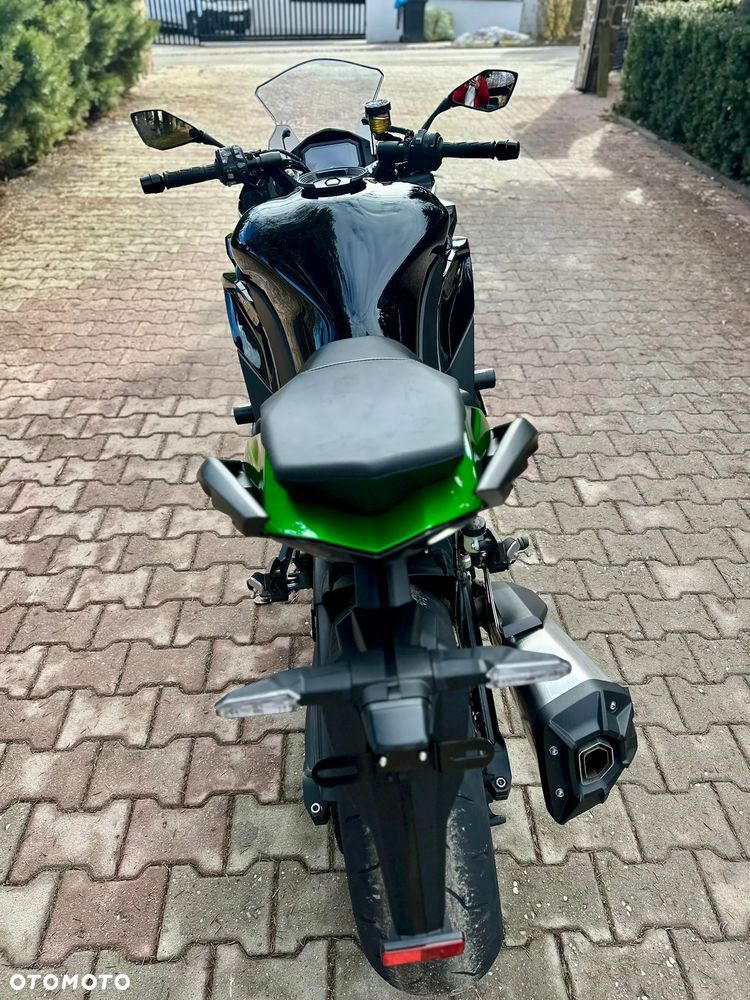 Kawasaki Ninja 1000 SX - 21