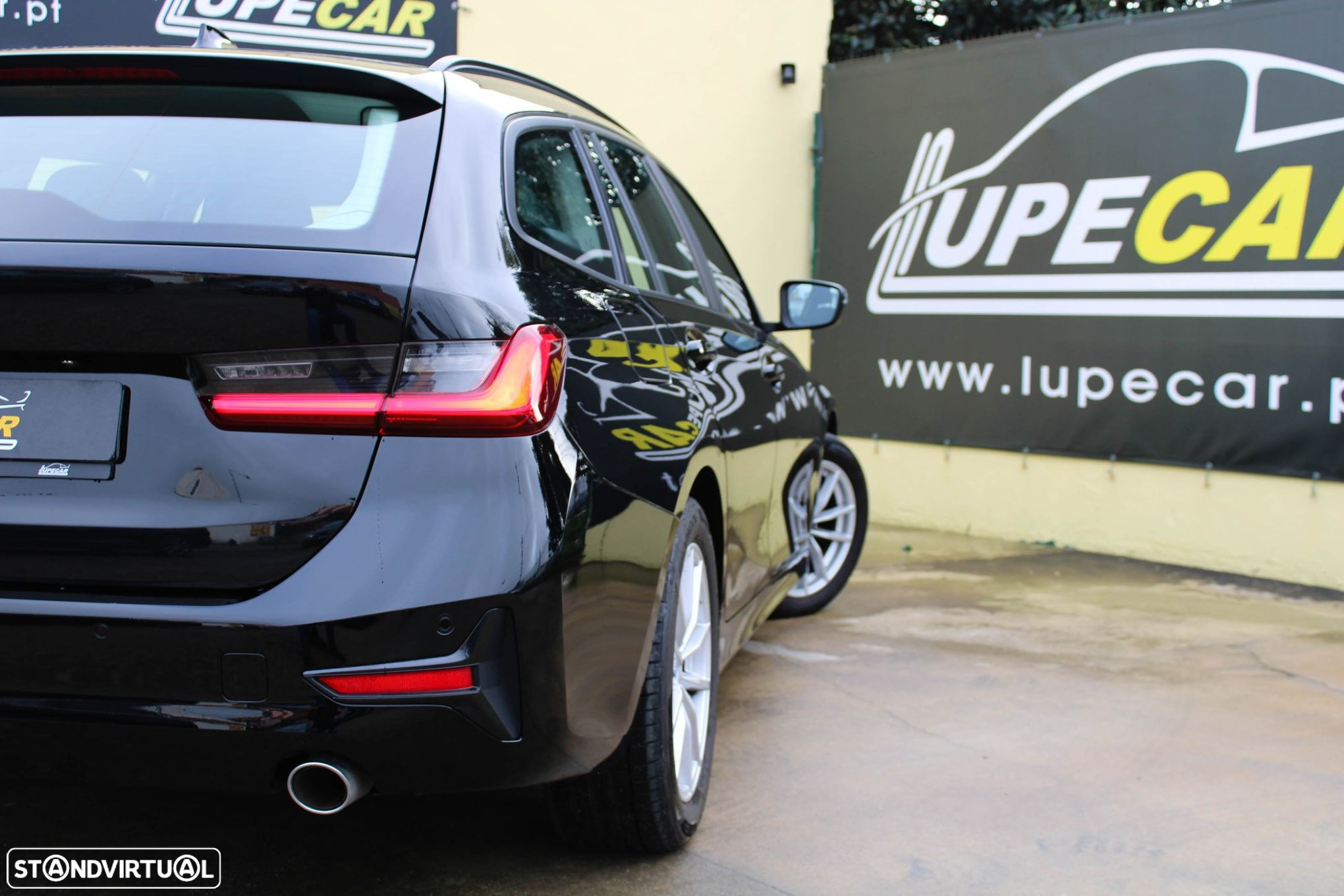 BMW 318 d Touring - 18