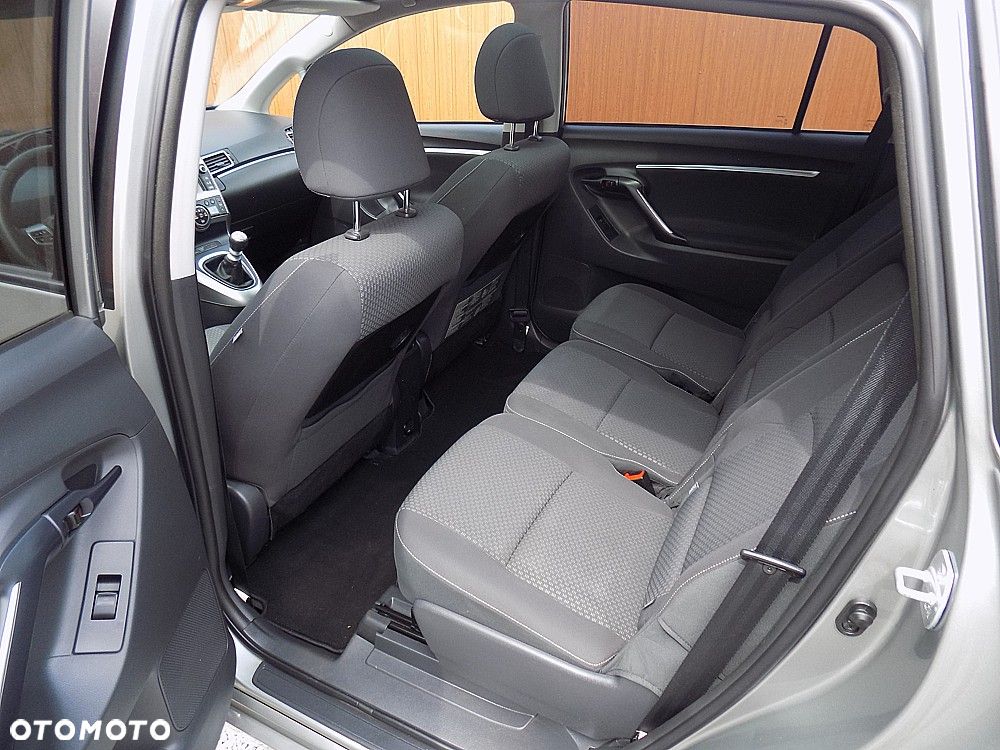 Toyota Verso 2.0 D-4D Life - 5