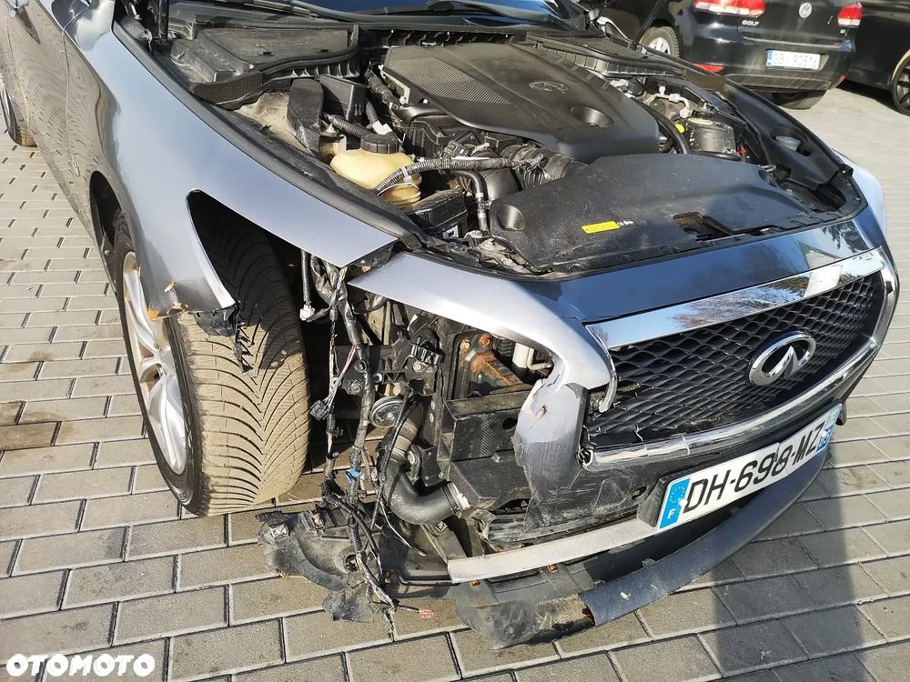 Infiniti Q50 - 3