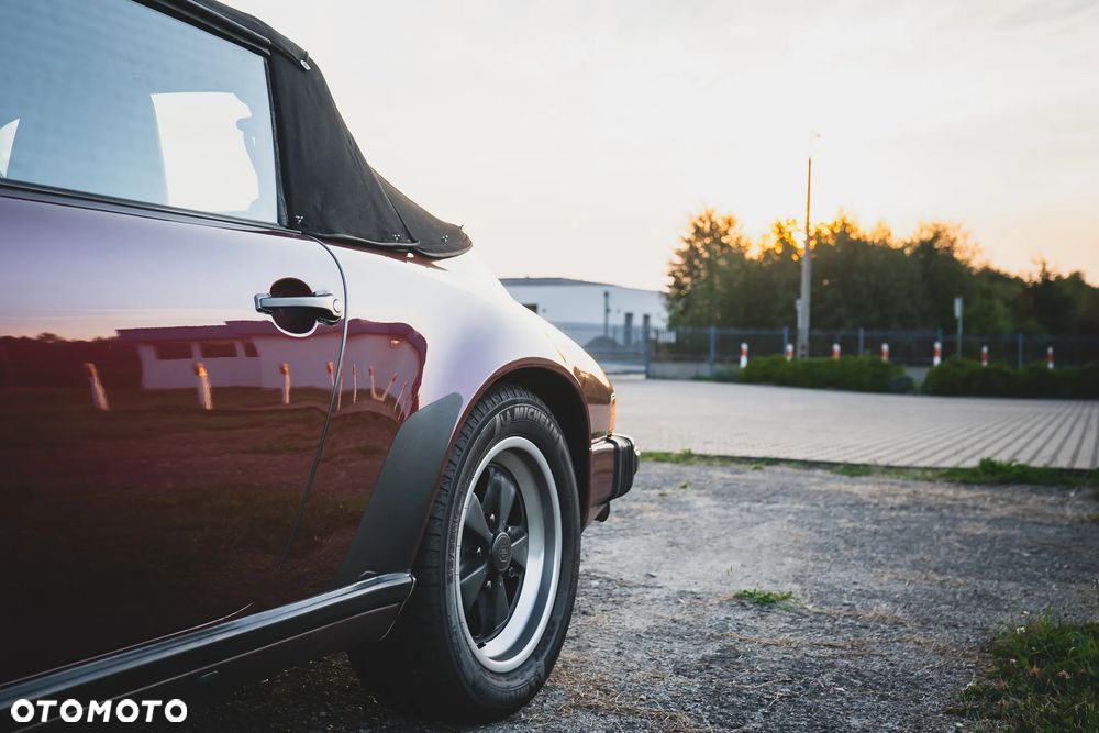 Porsche 911 - 4