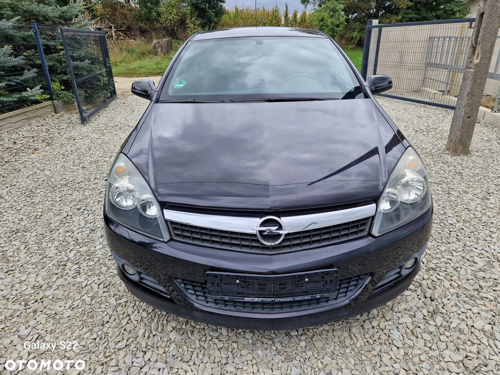 Opel Astra III GTC 1.6 Enjoy - 3