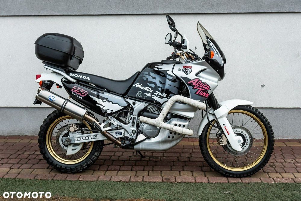 Honda XRV - 2