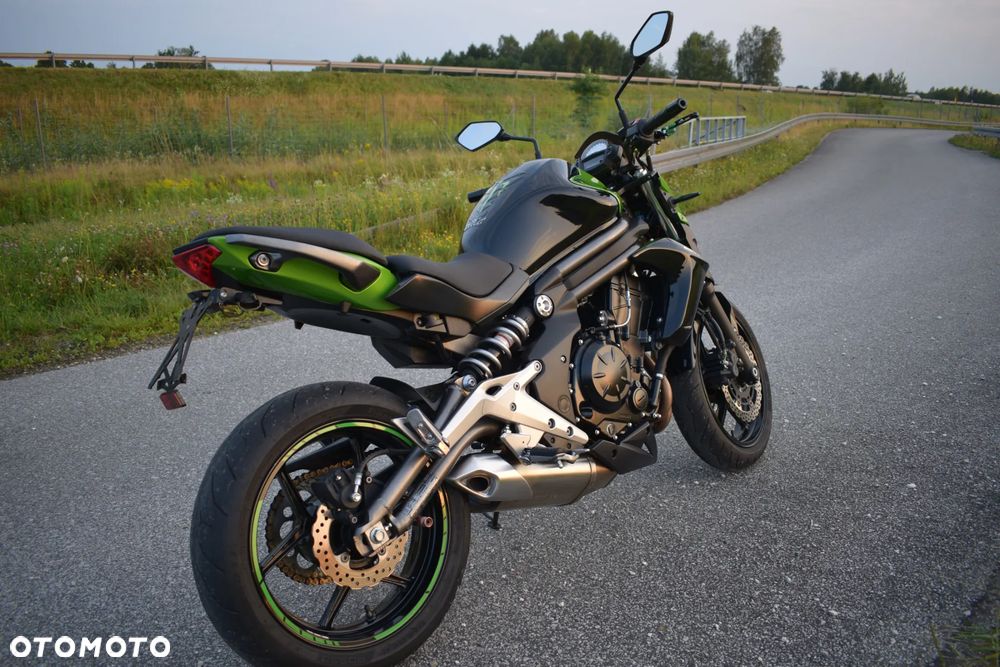 Kawasaki ER - 10
