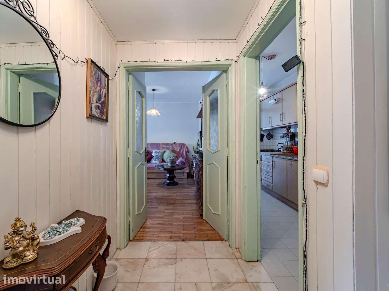 Apartamento T2 com terraço e lugar de garagem, ao Carvalhido - Porto - Grande imagem: 3/36