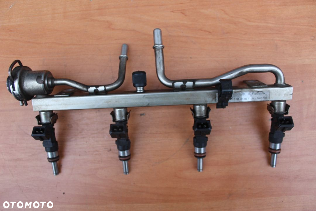 LISTWA WTRYSKOWA WTRYSKIWACZE OPEL INSIGNIA ASTRA J CORSA D 1.6 TURBO BENZYNA 0280151220 55355609 - 4