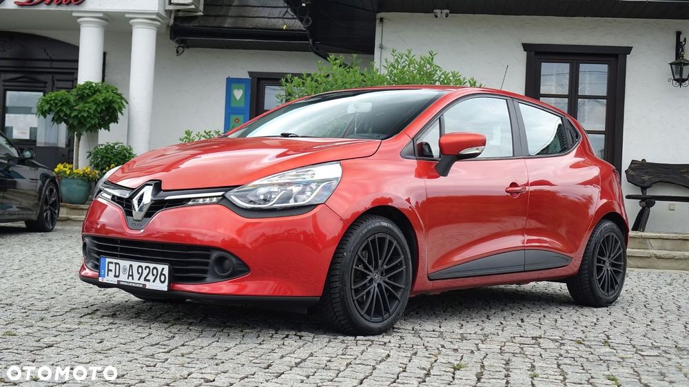 Renault Clio - 10