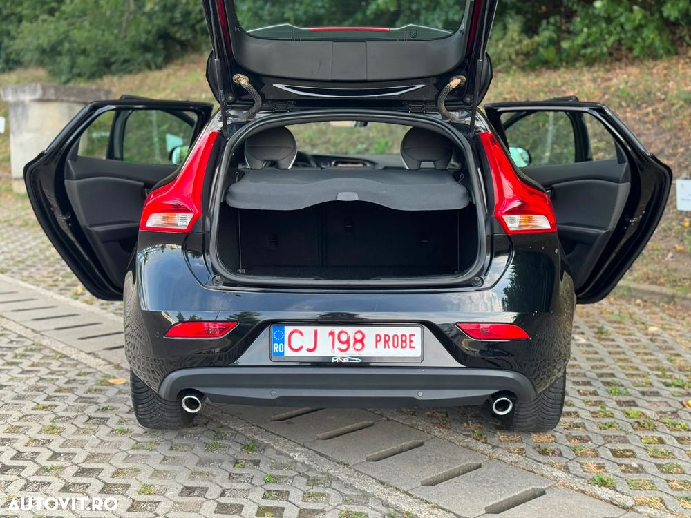 Volvo V40 D2 Geartronic Pro - 30