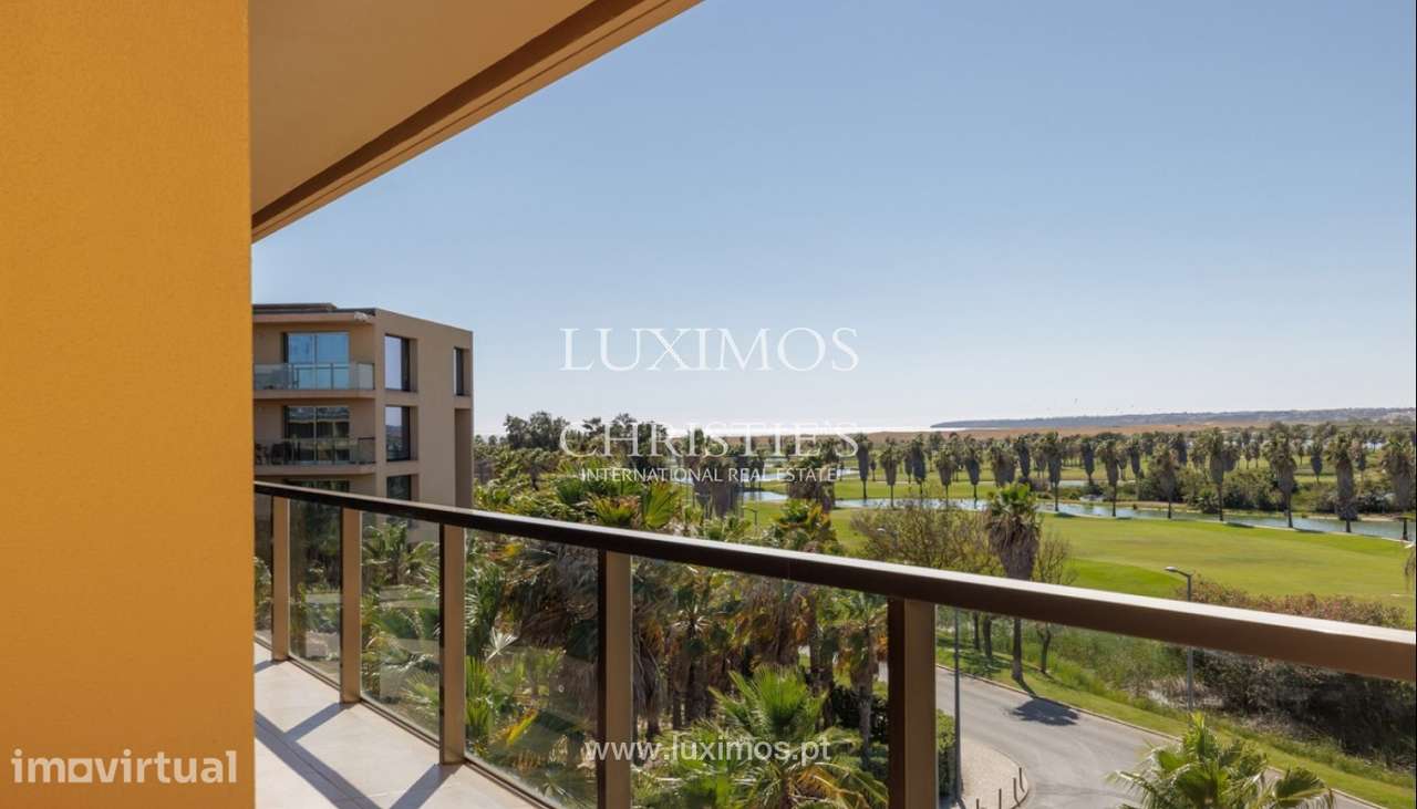 Apartamento T3 à venda em branded residence nos Salgados, Algarve - Grande imagem: 3/6