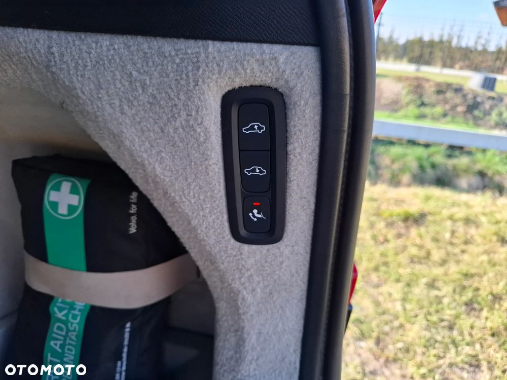 Volvo XC 90 D5 AWD Inscription - 24