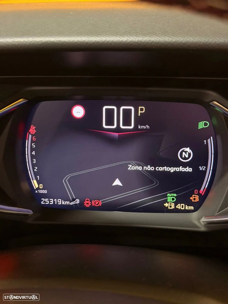 DS DS3 Crossback PureTech 130 Aut. PERFORMANCE LINE + - 16