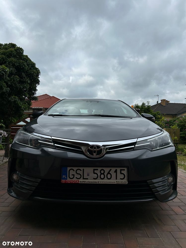 Toyota Corolla 1.6 Comfort - 9