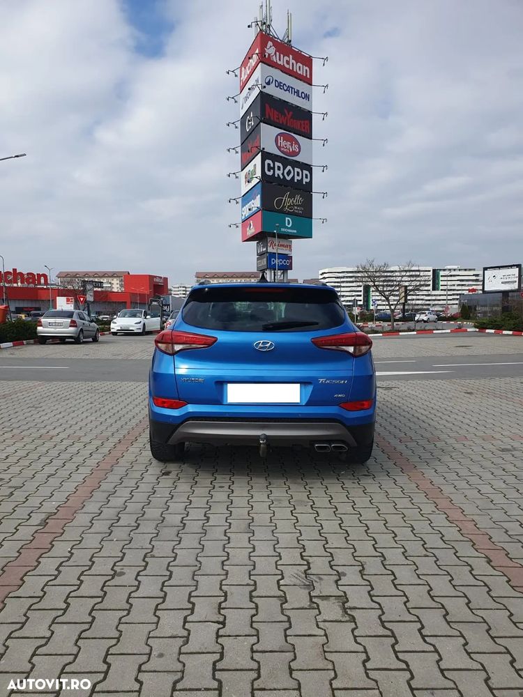 Hyundai Tucson 2.0 CRDI 4WD Automatik Style - 18