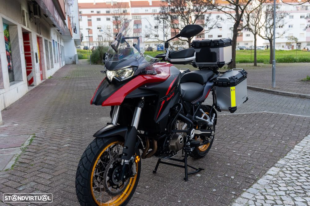 QJ Motor SRT 700X 700 SX - 5