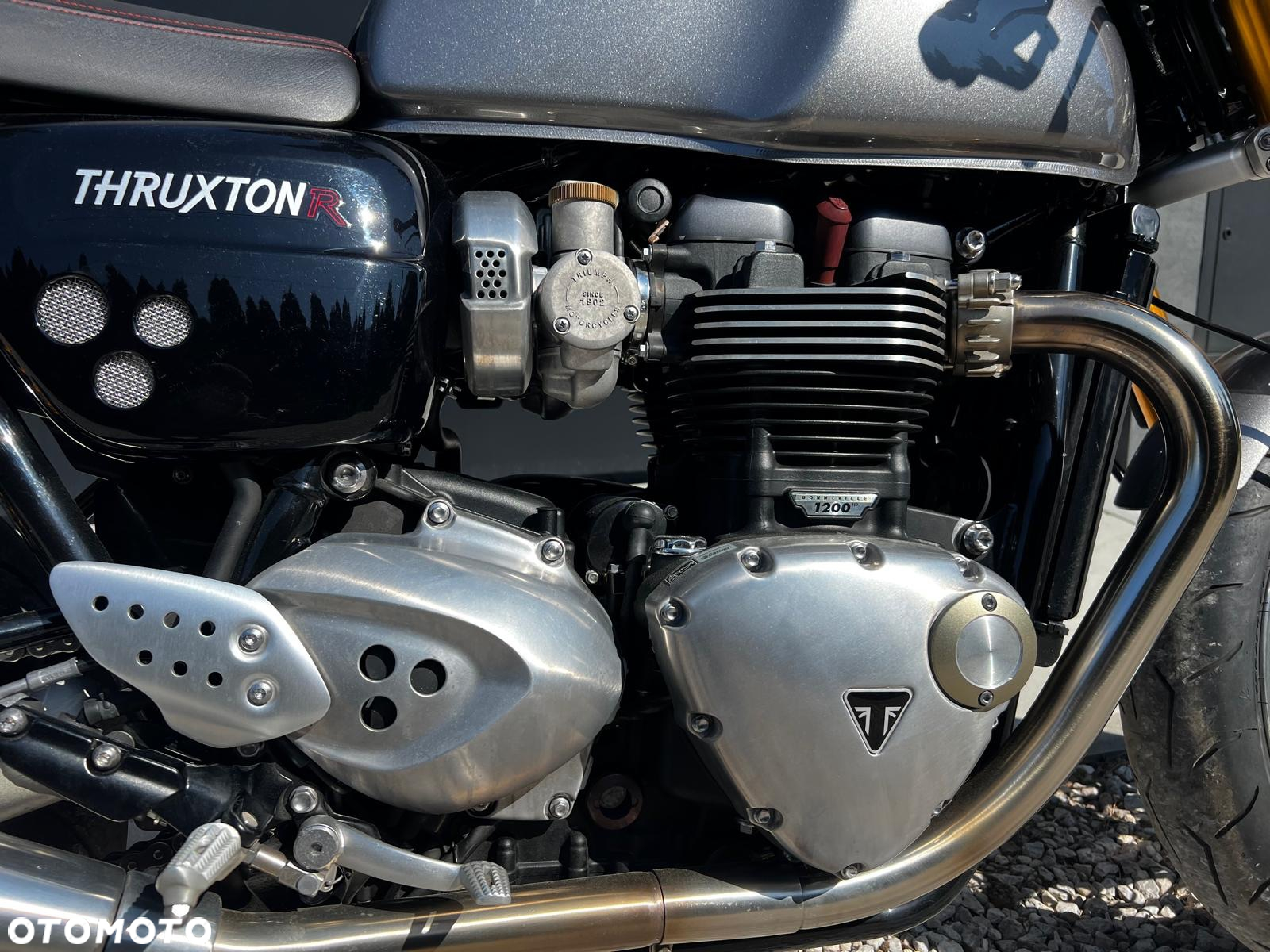Triumph Thruxton - 18