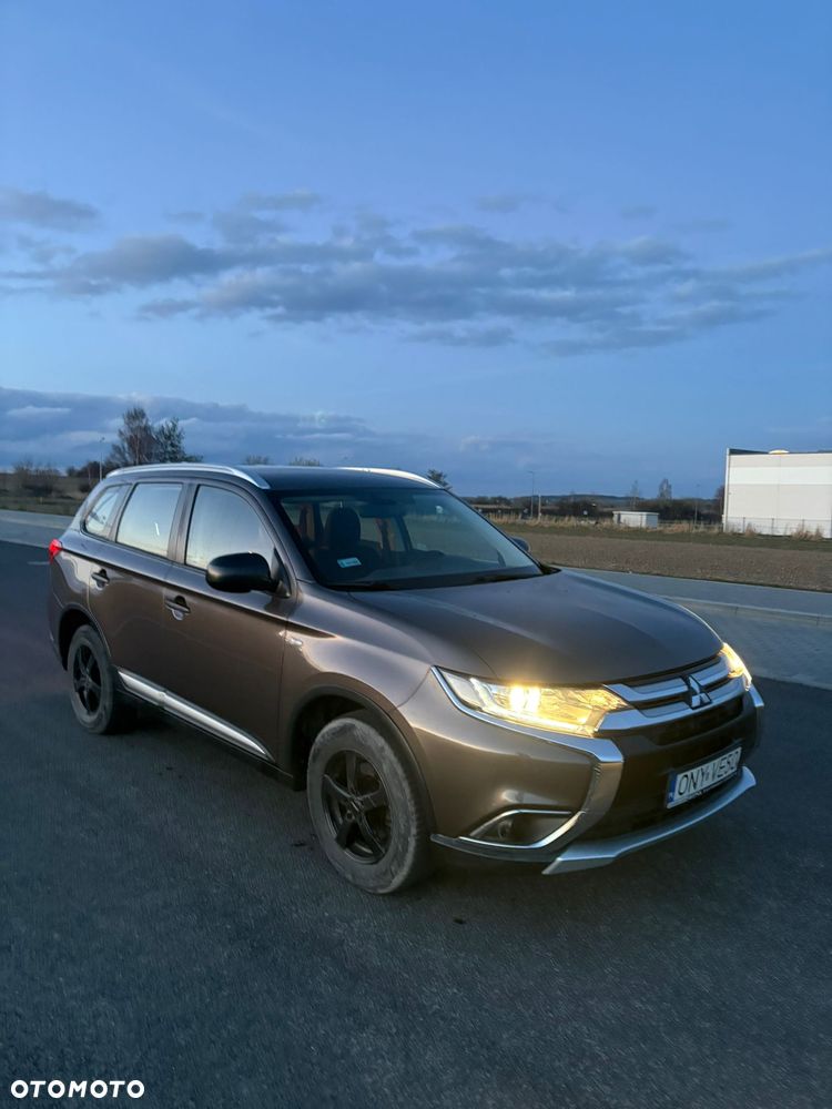 Mitsubishi Outlander 2.0 City Style 2WD - 3