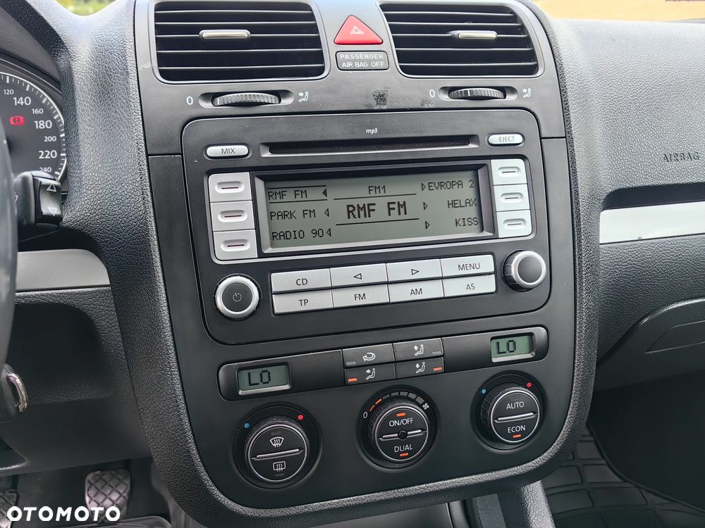 Volkswagen Golf 1.6 FSI GT Sport - 21