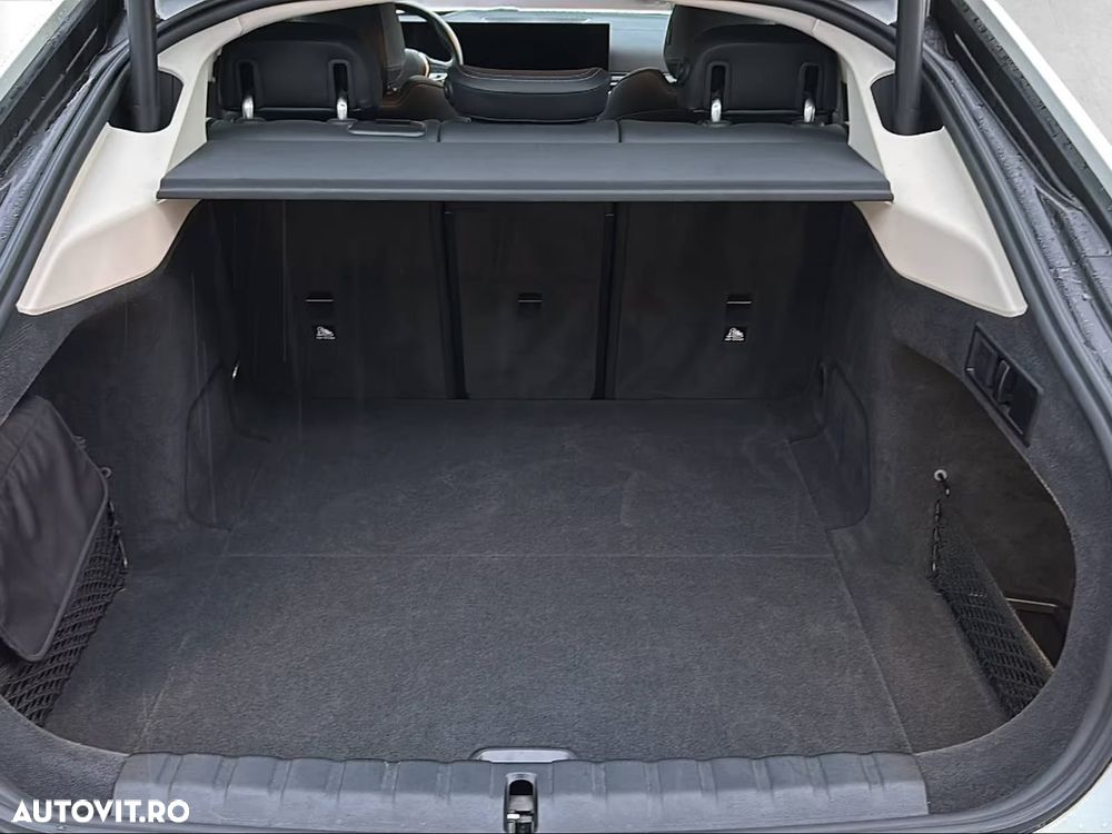 BMW i4 eDrive40 - 12