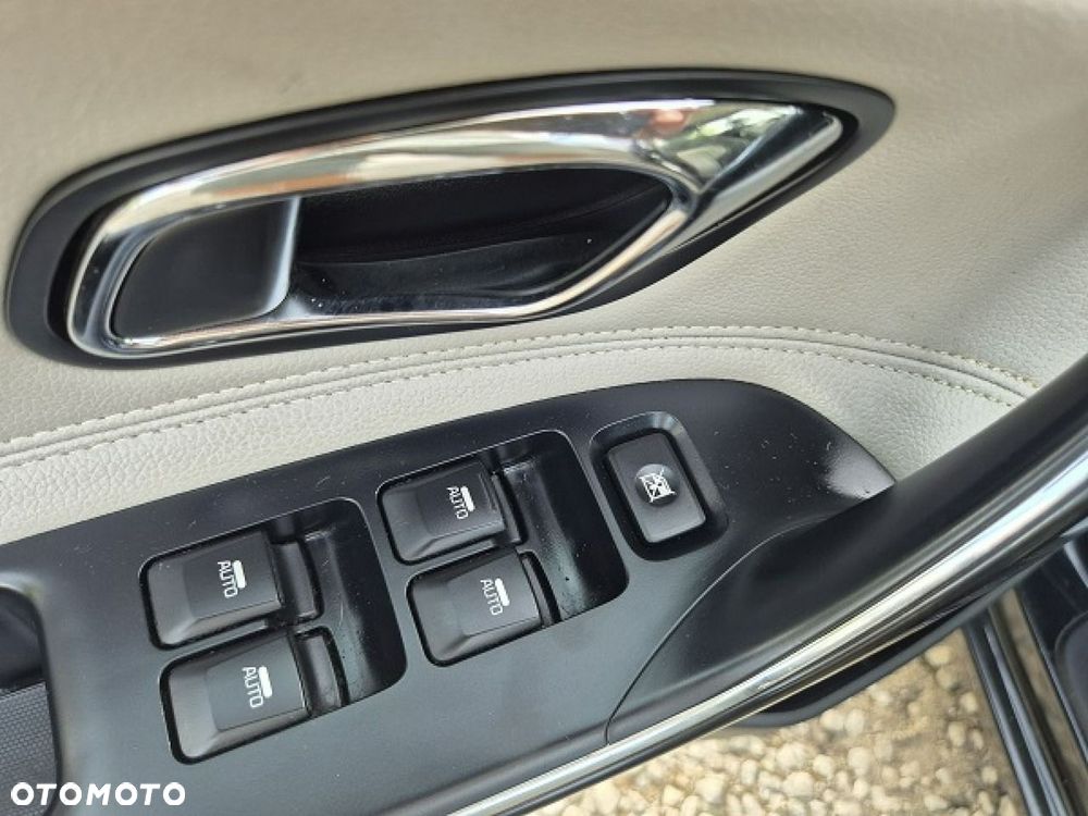 Kia Ceed - 21