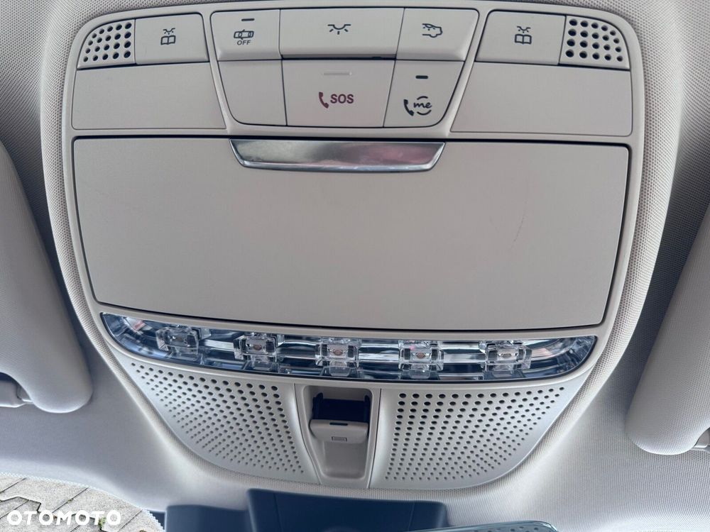 Mercedes-Benz Klasa E 300 de Exclusive - 27