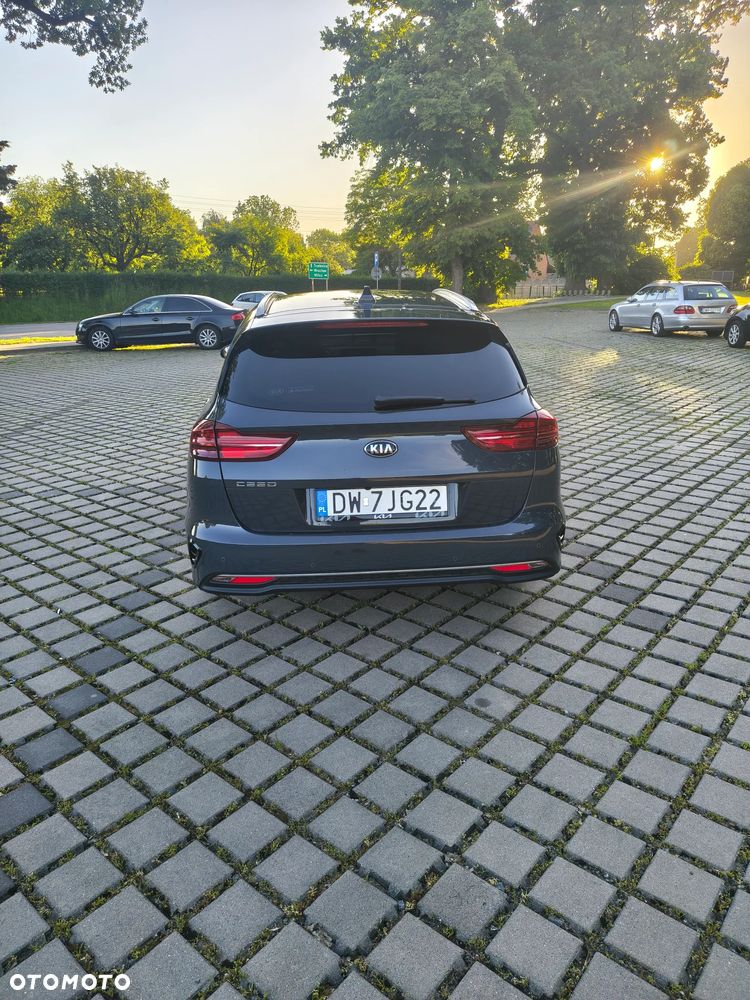Kia Ceed 1.6 CRDi mHEV L Business Line - 5