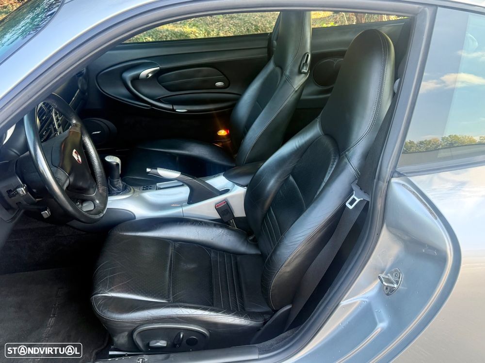 Porsche 911 (996) Carrera 4S - 22