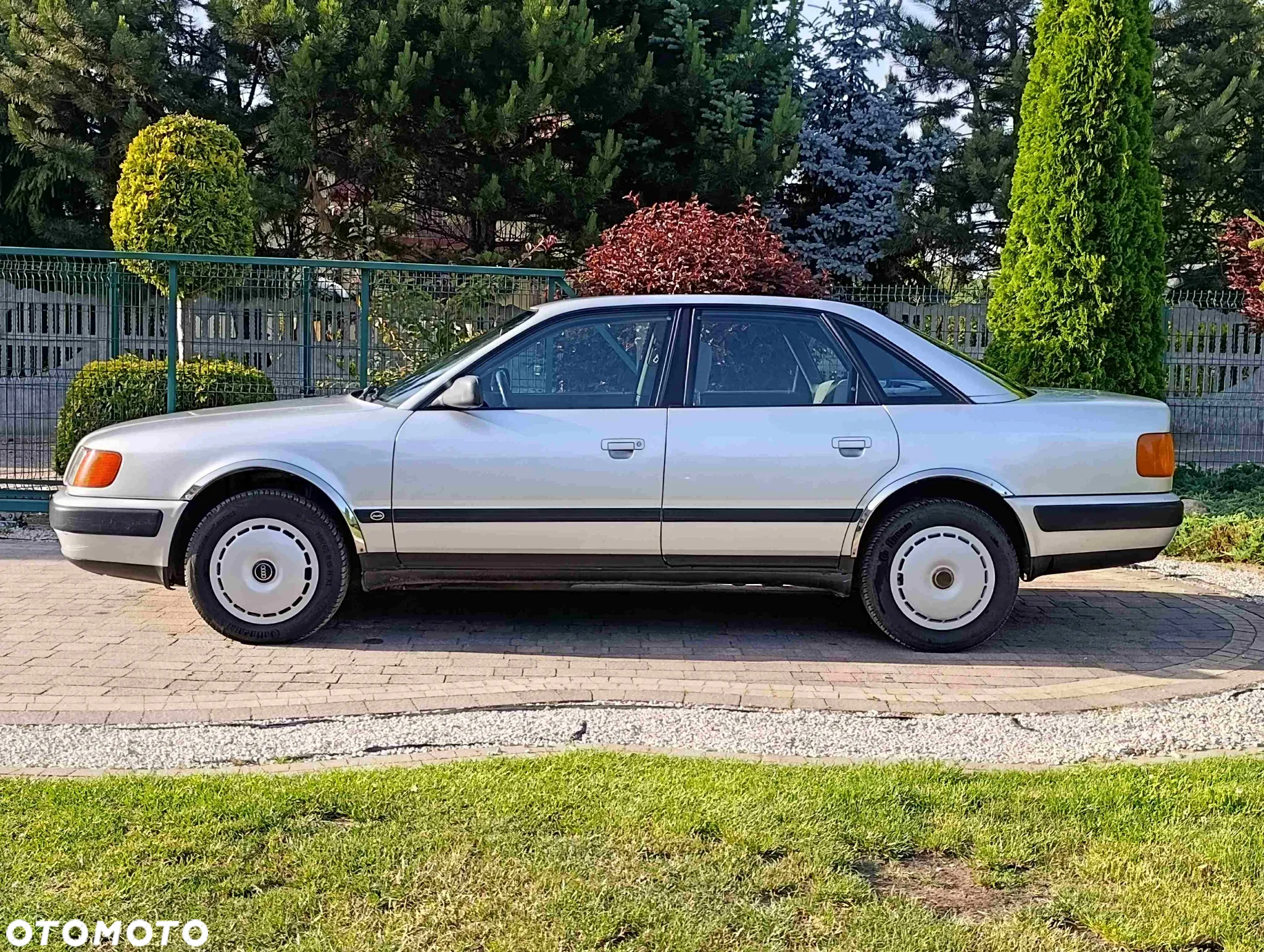 Audi 100 2.0 E - 6