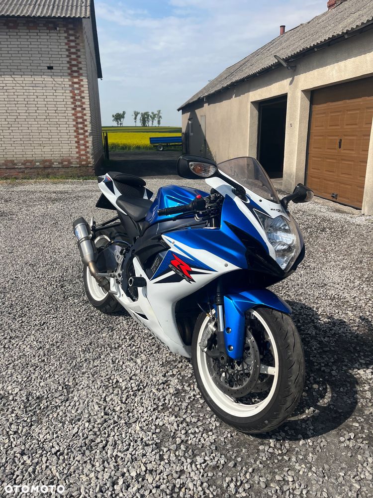 Suzuki GSX-R - 1